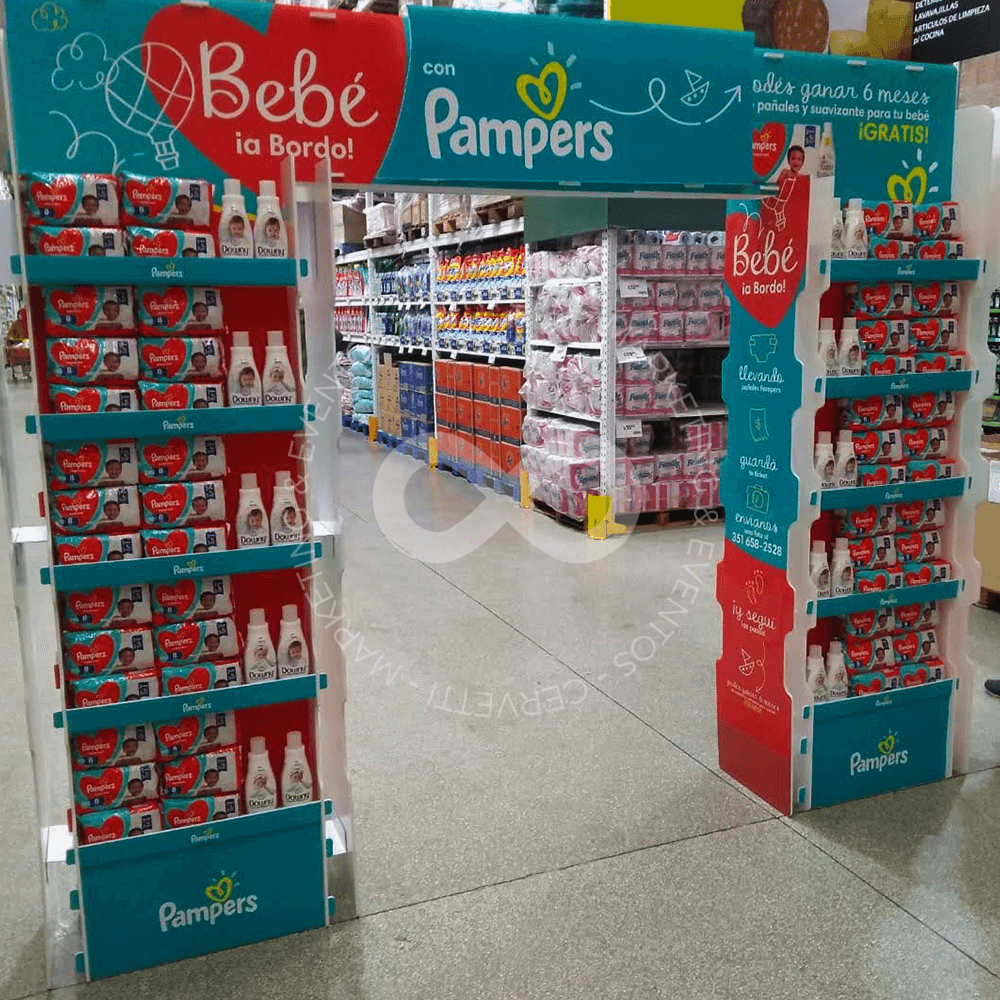 Arco-Exhibidor Pampers